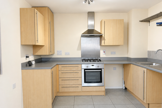 7, Exmoor Avenue, Biggleswade photo 2