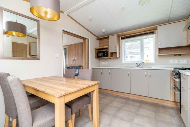 1, Downsview Caravan Park, Bramlands Lane, Woodmancote photo 4