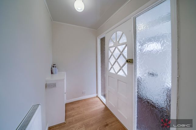 11, Lunar Drive, Netherton photo 4