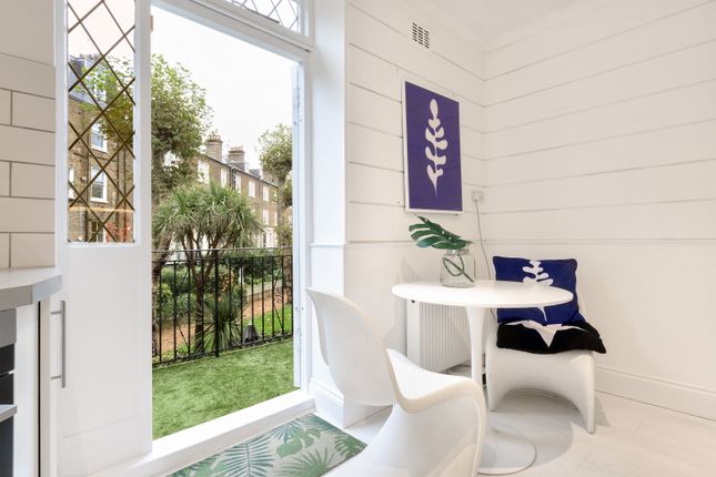 Flat to rent in Sutherland Avenue, Little Venice