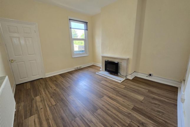 8, Albert Road, Worcestershire photo 3