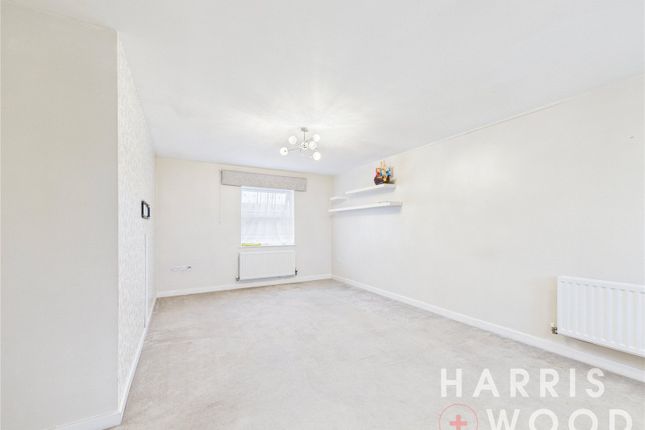 104, Holst Avenue, Essex photo 3
