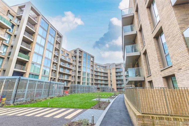 Thumbnail Flat for sale in Yardley Court, Garnet Place, West Drayton, Middlesex