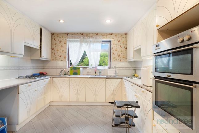 1, Alderton Crescent, Hendon photo 4
