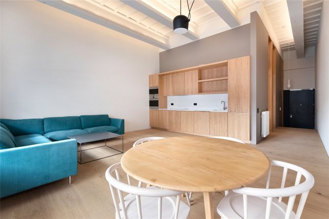 Living/Kitchen Area