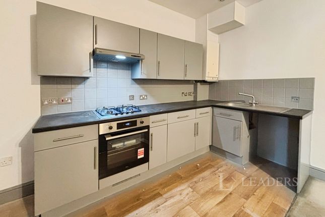 Flat 9 Beechcroft House, 11-13, Park Lane, Newmarket photo 3