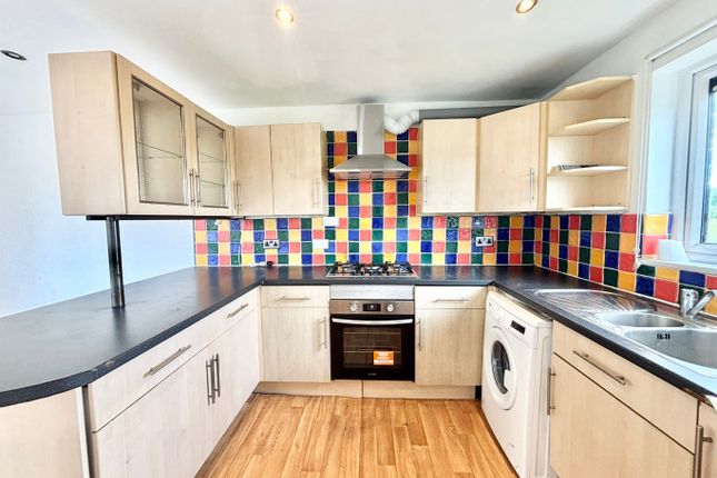 27, Ramsden Close, Wigan photo 5