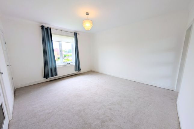 15, Lawfield Avenue, West Kilbride photo 2
