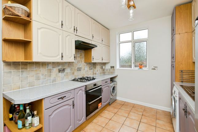 93, Sunnyside, Swadlincote photo 3