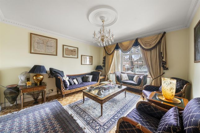 342, Great West Road, HOUNSLOW photo 2