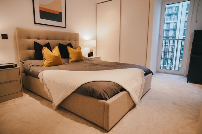 Thumbnail Flat for sale in Belvedere Row, White City Living