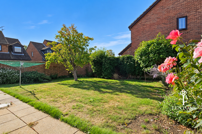 2, Bushell Way, Frinton-On-Sea photo 2