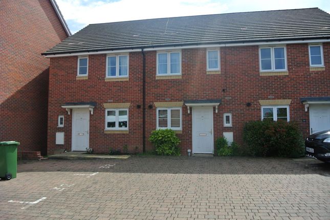 Thumbnail Terraced house to rent in Woodvale Road, Farnborough