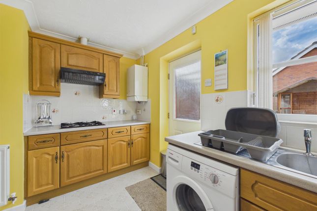 11, Gardens Walk, Upton-Upon-Severn photo 3