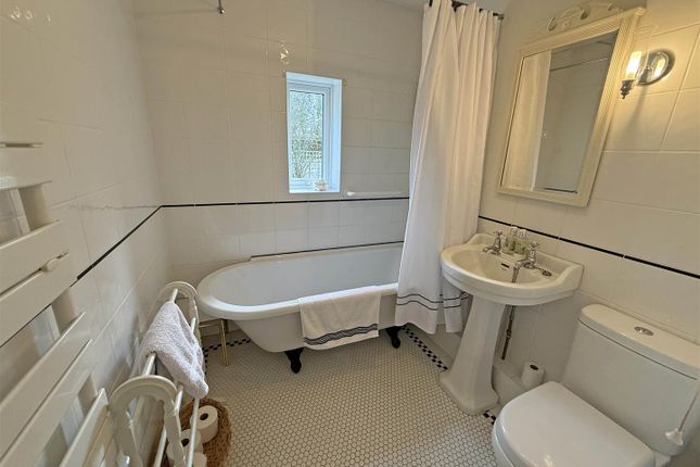 15, Walton Park, North Shields photo 4