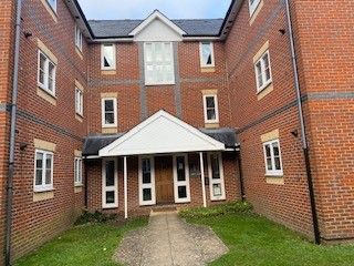 Thumbnail Flat to rent in Bishops Way, Andover