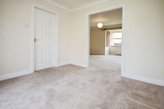 9, Oakleigh Drive, Lincoln photo 3