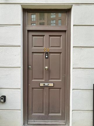 39, Raven Row, London photo 2