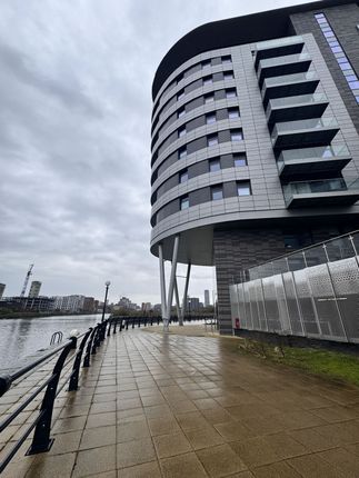 Flat for sale in Manchester Waters, 3 Pomona Strand, Manchester M160Ye