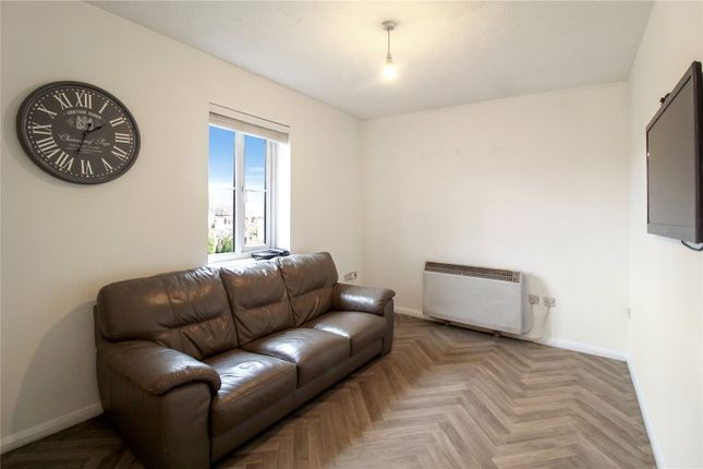 Flat 25, Saxon Court,, London Road, Essex photo 2