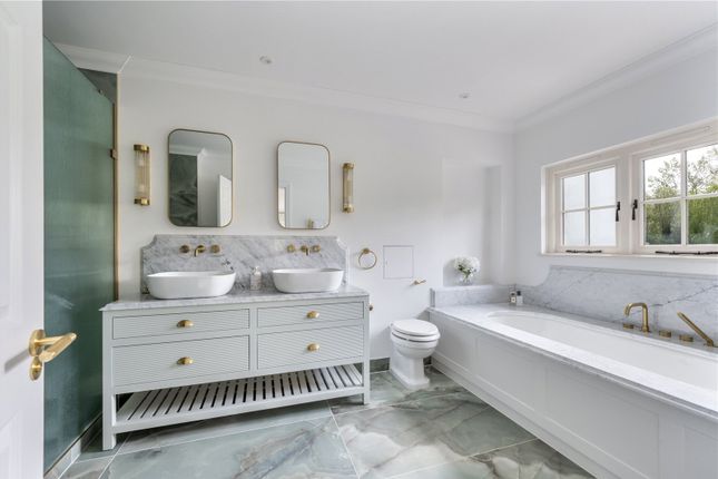 Principal Bathroom