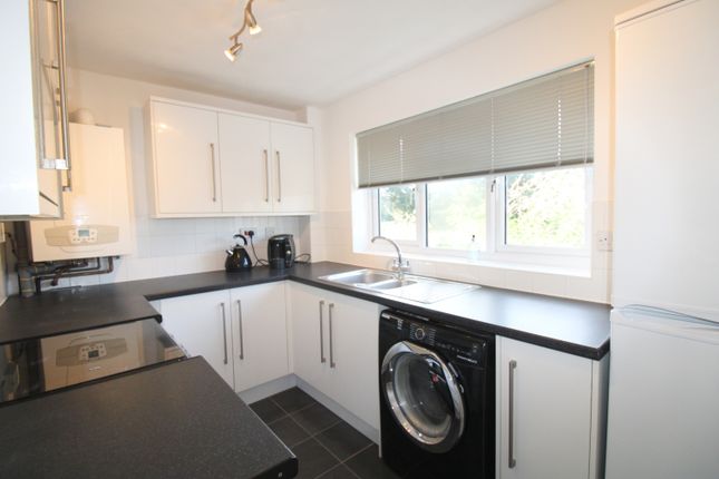 24, Chilham Close, Camberley photo 4