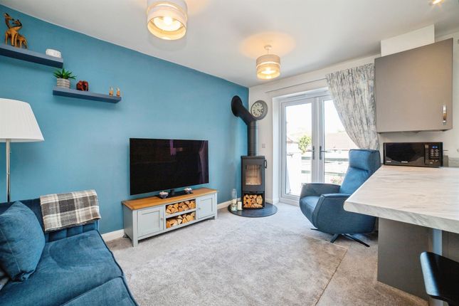 6, Banks Close, Belper photo 2