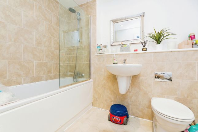 Flat for sale in Barnsley Road, Sheffield, South Yorkshire