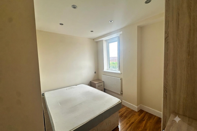 Cranford, Hounslow photo 2