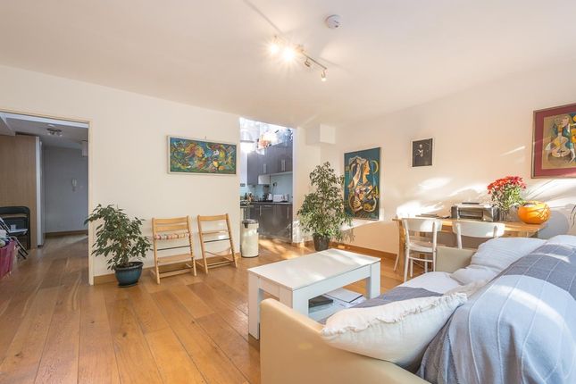 Thumbnail Flat to rent in Hampstead High Street, London