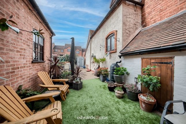 1 The Arches, 16 High Street, Coleshill photo 4