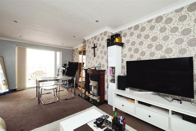 Terraced house for sale in Wrenthorpe Vale, Clifton, Nottingham