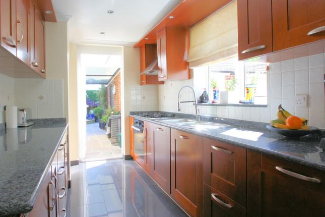 20, Northwood Avenue, Woking photo 3