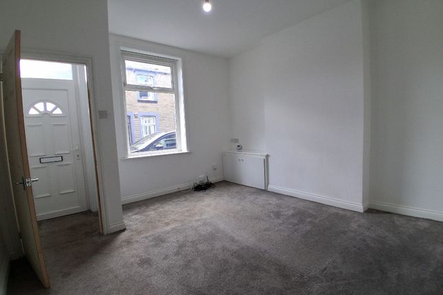 1 Hunslet Street, Hunslet Street, Burnley, Lancashire, BB11 3DH, Burnley photo 3