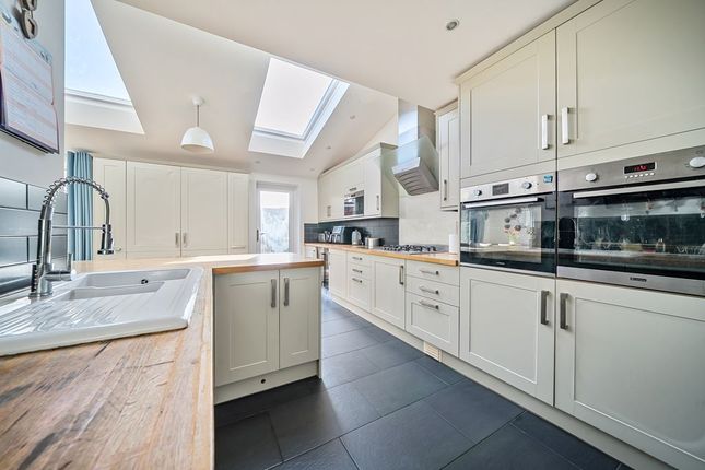 25, Martlet Close, Lee-On-The-Solent photo 4