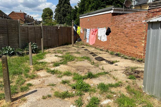 10, Green Lane, Hounslow photo 2