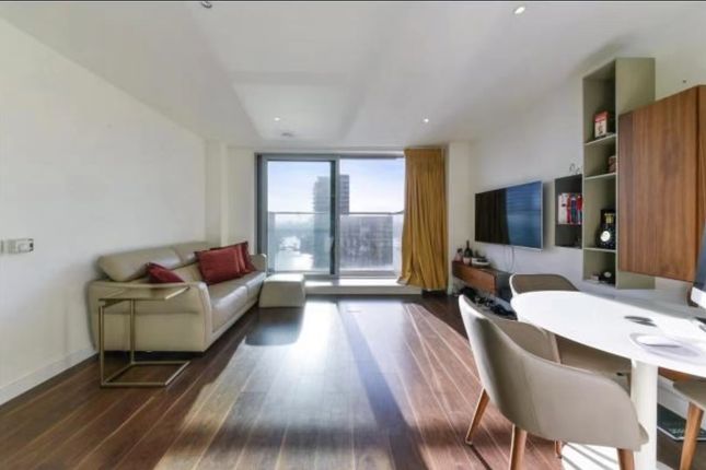 Flat 1510, Pan Peninsula Square, London photo 4