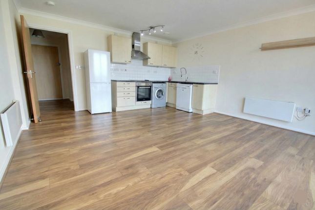 30, Bath road, Slough photo 3