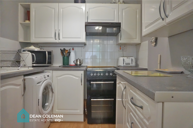 The Spinney, 101,Flat 18, Redditch Road, Birmingham photo 2