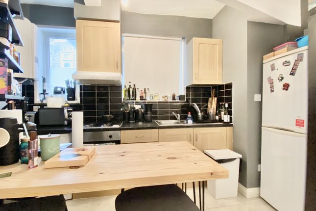 254, Sellincourt Road, London photo 5