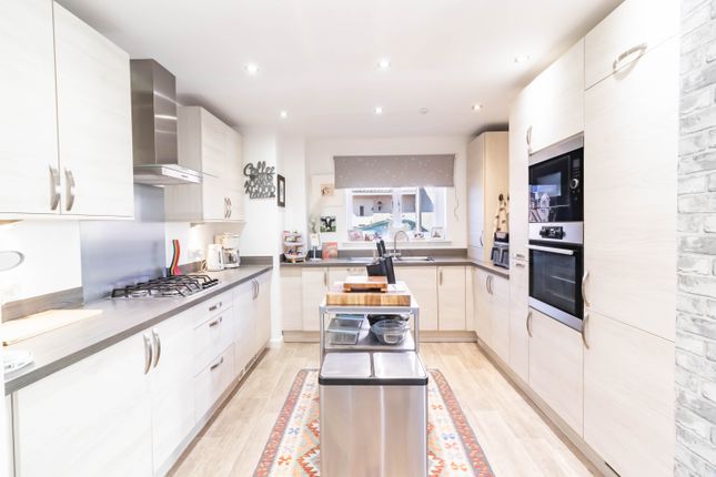 35, Clapham Wynd, Arbroath photo 3