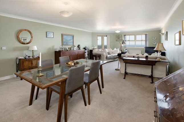 Flat 6, St. Johns Court, Teignmouth photo 3