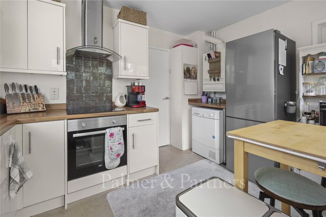 21, Cottage Drive, Essex photo 5