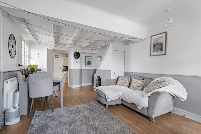 1, Eddystone Terrace, Wadebridge photo 4
