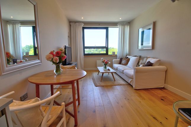 42 Circa, The Ring, Bracknell photo 2
