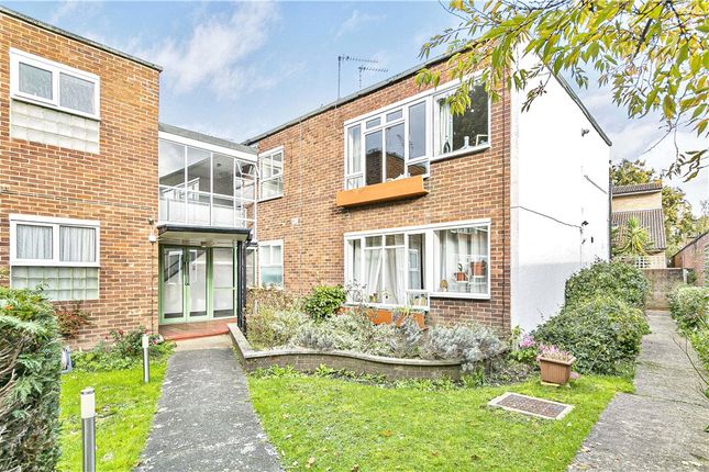 Thumbnail Flat for sale in Constance Road, Twickenham