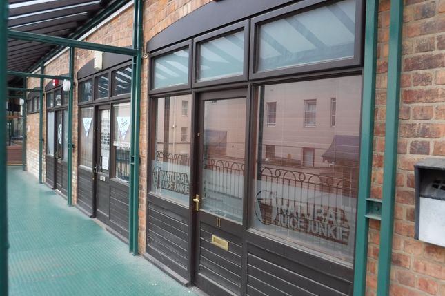 Retail premises to let in Berkeley Mews, Cheltenham