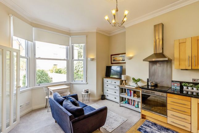 Flat 3, 64, Archfield Road, Bristol photo 2