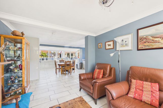 14, Church Lane, Burstwick, Hull, East Riding Of Yorkshire, HU12 9ER photo 4