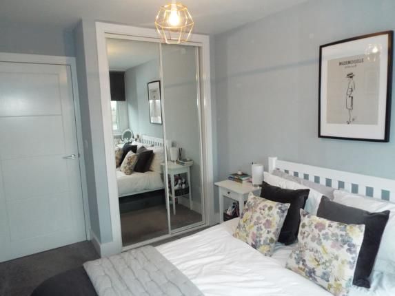 1 Bed Flat For Sale In Bartholomew Court High Street